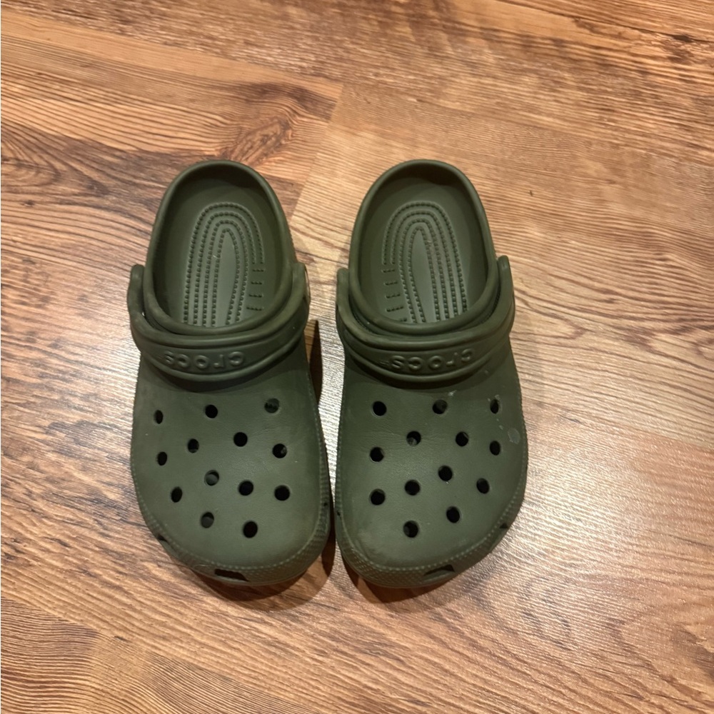 CROCS Olive